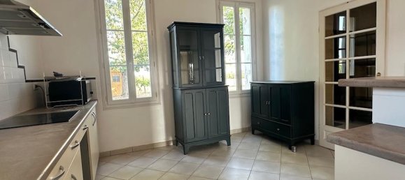 3 bedrooms House in Saint-Emilion, France No. 361323 3