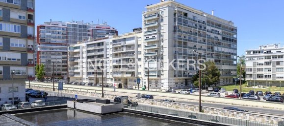 3 bedrooms Apartment in Lisbon, Portugal No. 9730 31