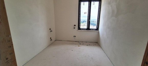 5 rooms Penthouse in Siena, Italy No. 161249 9