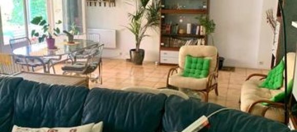 3 bedrooms House in Noisy-le-Grand, France No. 359323 7