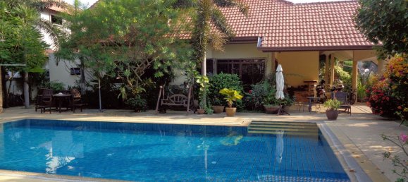 4 bedrooms Cafe / restaurant in Pattaya, Thailand No. 715 3