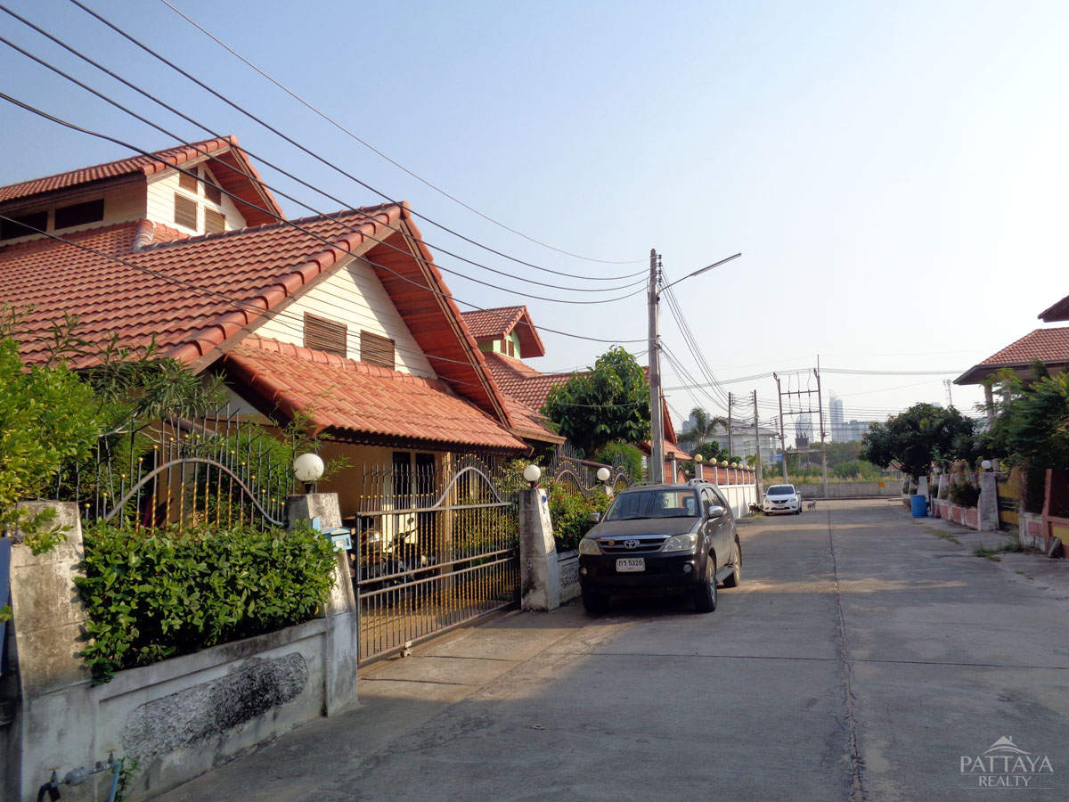 4 bedrooms Cafe / restaurant in Pattaya, Thailand No. 715