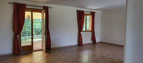5 rooms Villa in Romaneche-Thorins, France No. 363796 3