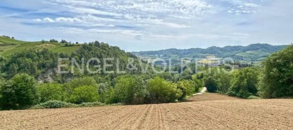 5 rooms House in Montelparo, Italy No. 102156 8