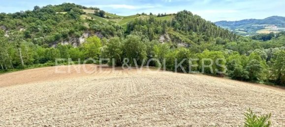 5 rooms House in Montelparo, Italy No. 102156 14