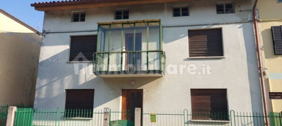 3 bedrooms House in Gorizia, Italy No. 21240 2