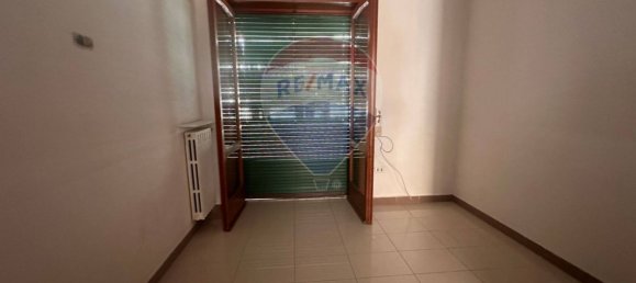 Квартира с 5 комнатами в Неаполь, Италия № 66109 8