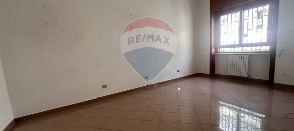 Квартира с 5 комнатами в Неаполь, Италия № 66109 7