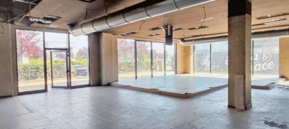 Imóvel comercial em Giussano, Italy 529 m² N.º 378467 2