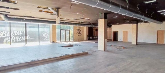 Imóvel comercial em Giussano, Italy 529 m² N.º 378467 3