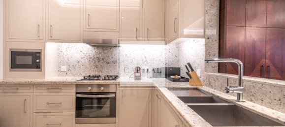 Квартира с 2 спальнями в Даунтаун Дубай (Даунтаун Бурдж Дубай), ОАЭ № 52030 2