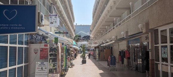 83m² Commercial property in Santiago del Teide, Spain No. 115798 22