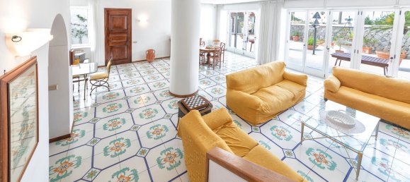 10 rooms Villa in Ischia, Italy No. 136480 4