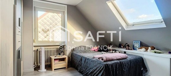 4 bedrooms House in Neufgrange, France No. 158963 10