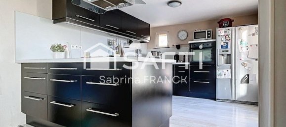 4 bedrooms House in Neufgrange, France No. 158963 4