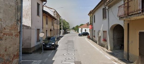 7-Zimmer Wohnung in Torre de' Picenardi, Italy, Nr. 187857 2