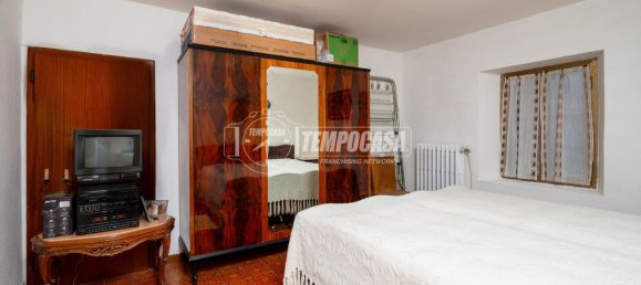 4 rooms Apartment in Zocca, Italy No. 33147 15
