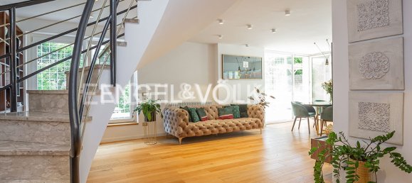 3 bedrooms Duplex in Rome, Italy No. 131620 7