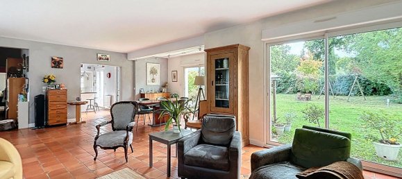 6 bedrooms House in Saint-Avertin, France No. 229814 4