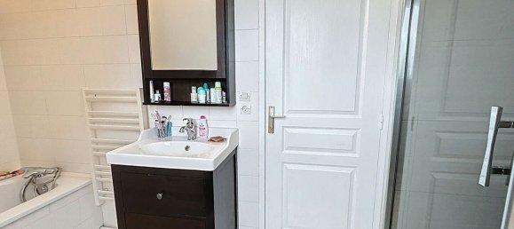 6 bedrooms House in Saint-Avertin, France No. 229814 22