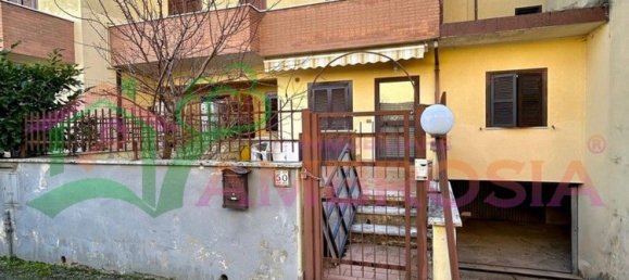 2غرفة منزل في Tagliacozzo, Italy رقم 28312 9