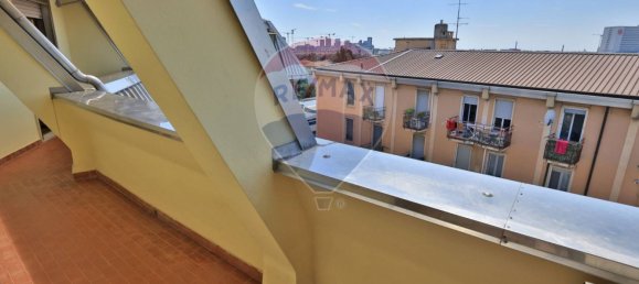 2 bedrooms Apartment in Baranzate, Italy No. 308681 17