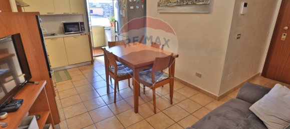 2 bedrooms Apartment in Baranzate, Italy No. 308681 2