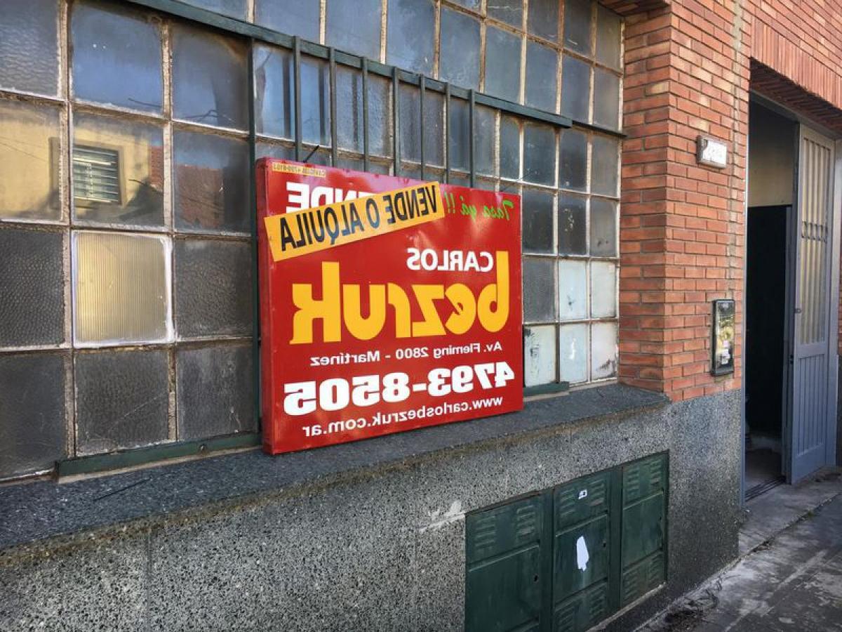 250m² Commercial property in Vicente Lopez, Argentina No. 27408