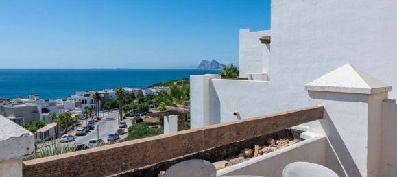 2 Schlafzimmer Penthouse in La Alcaidesa, Spain, Nr. 185937 5