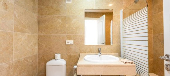 2 Schlafzimmer Penthouse in La Alcaidesa, Spain, Nr. 185937 8