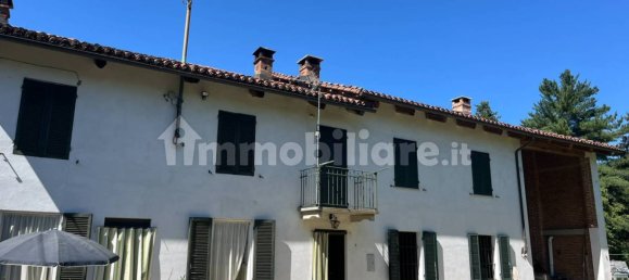 6 bedrooms House in Montafia, Italy No. 124127 2