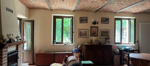 6 bedrooms House in Montafia, Italy No. 124127 22