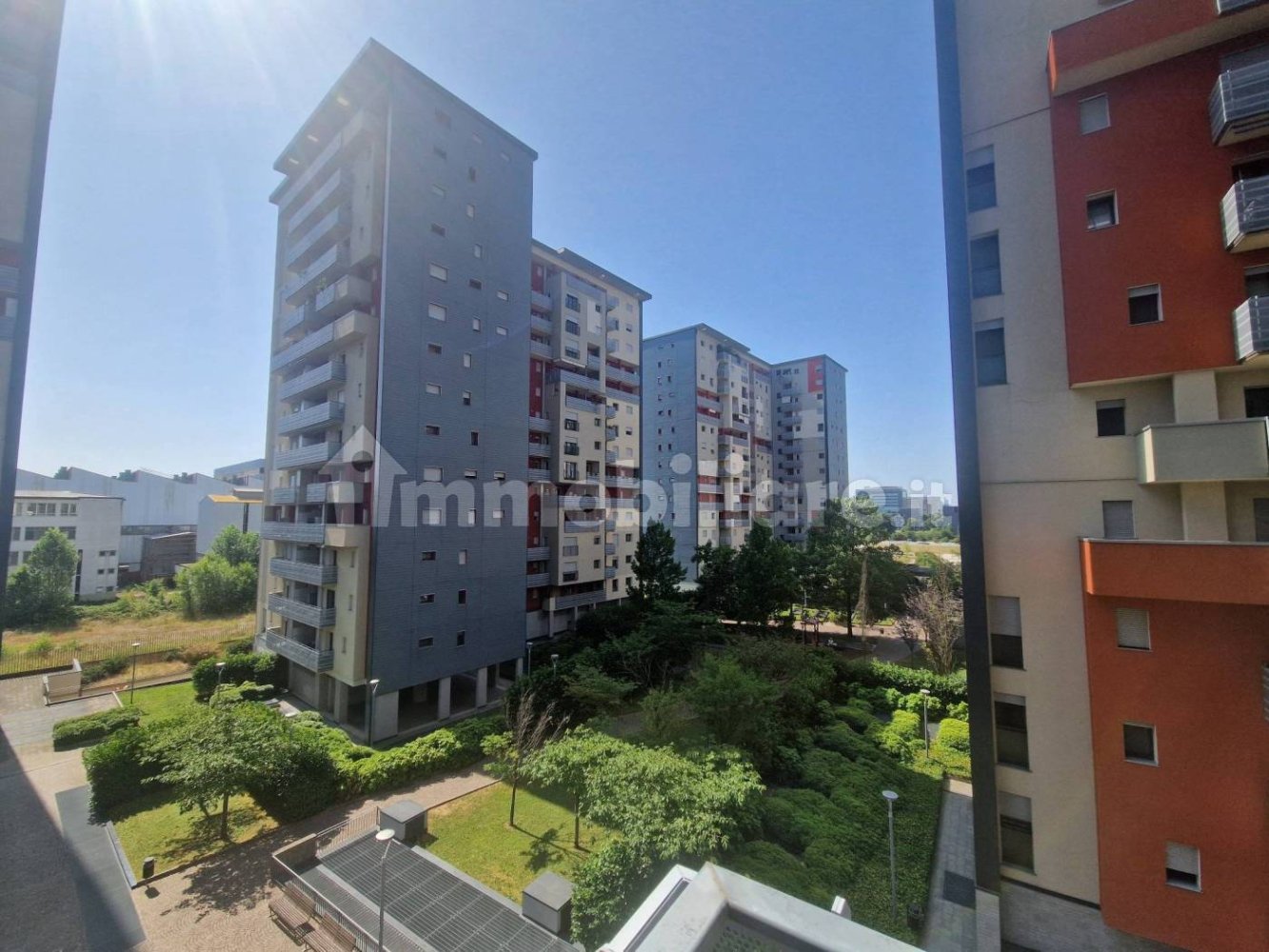 2 bedrooms Apartment in Milan, Italy No. 307696