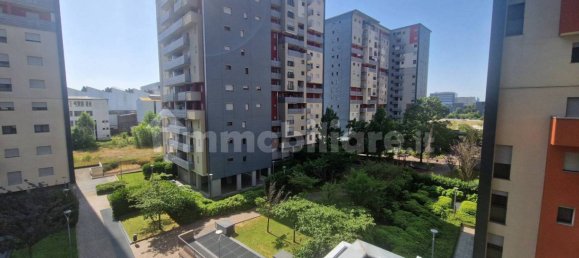 2 bedrooms Apartment in Milan, Italy No. 307696 2