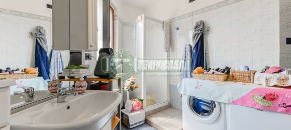 Apartamento de 3 habitaciónes en Settala, Italy No. 258157 10