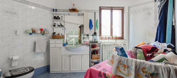 Apartamento de 3 habitaciónes en Settala, Italy No. 258157 9