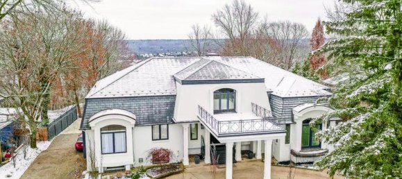 4 bedrooms House in Dundas, Canada No. 104 8