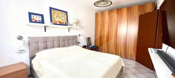 Apartamento de 4 habitaciónes en Bologna, Italy No. 26474 14
