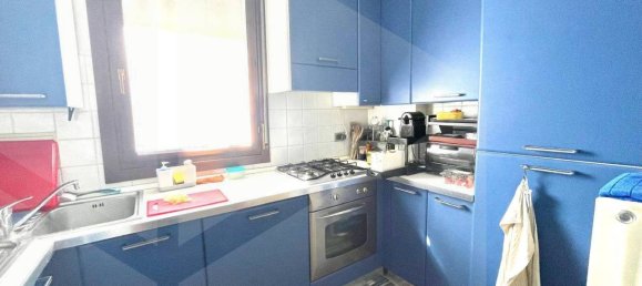 Apartamento de 4 habitaciónes en Bologna, Italy No. 26474 13