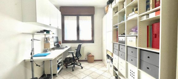 Apartamento de 4 habitaciónes en Bologna, Italy No. 26474 23