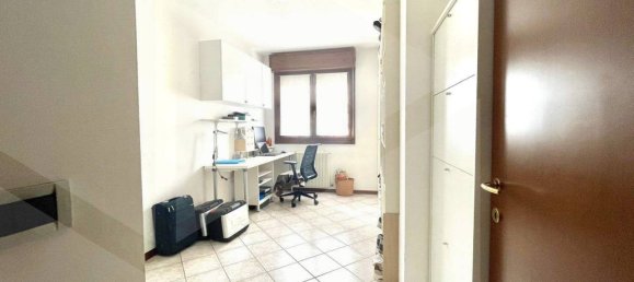 Apartamento de 4 habitaciónes en Bologna, Italy No. 26474 19