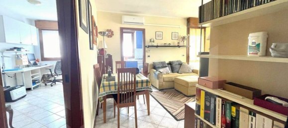 Apartamento de 4 habitaciónes en Bologna, Italy No. 26474 9