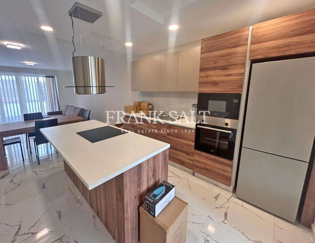 Квартира с 3 спальнями в Марсаскала, Мальта № 7742