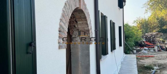 Casa de 5 habitaciónes en Albignasego, Italy No. 69341 33