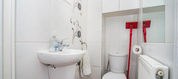 3 bedrooms House in Dartford, United Kingdom No. 10750 23