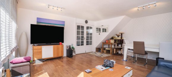 3 bedrooms House in Dartford, United Kingdom No. 10750 18