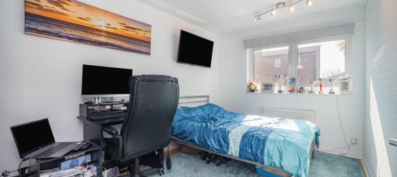 3 bedrooms House in Dartford, United Kingdom No. 10750 19