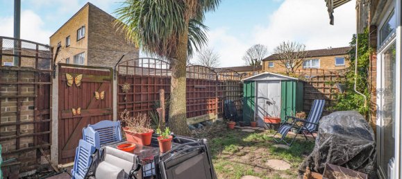 3 bedrooms House in Dartford, United Kingdom No. 10750 30