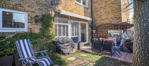 3 bedrooms House in Dartford, United Kingdom No. 10750 28