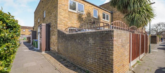 3 bedrooms House in Dartford, United Kingdom No. 10750 37